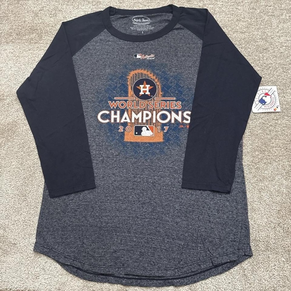 NWT 2017 Women's Houston Astros T-Shirt Large MLB World Series